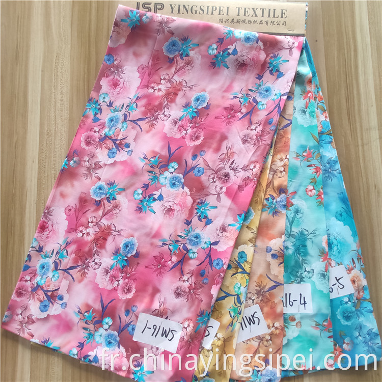 Fabricant Keqiao Soft Fabric 100% Rayon Custom Rayon Printing Fabric Digital pour robe